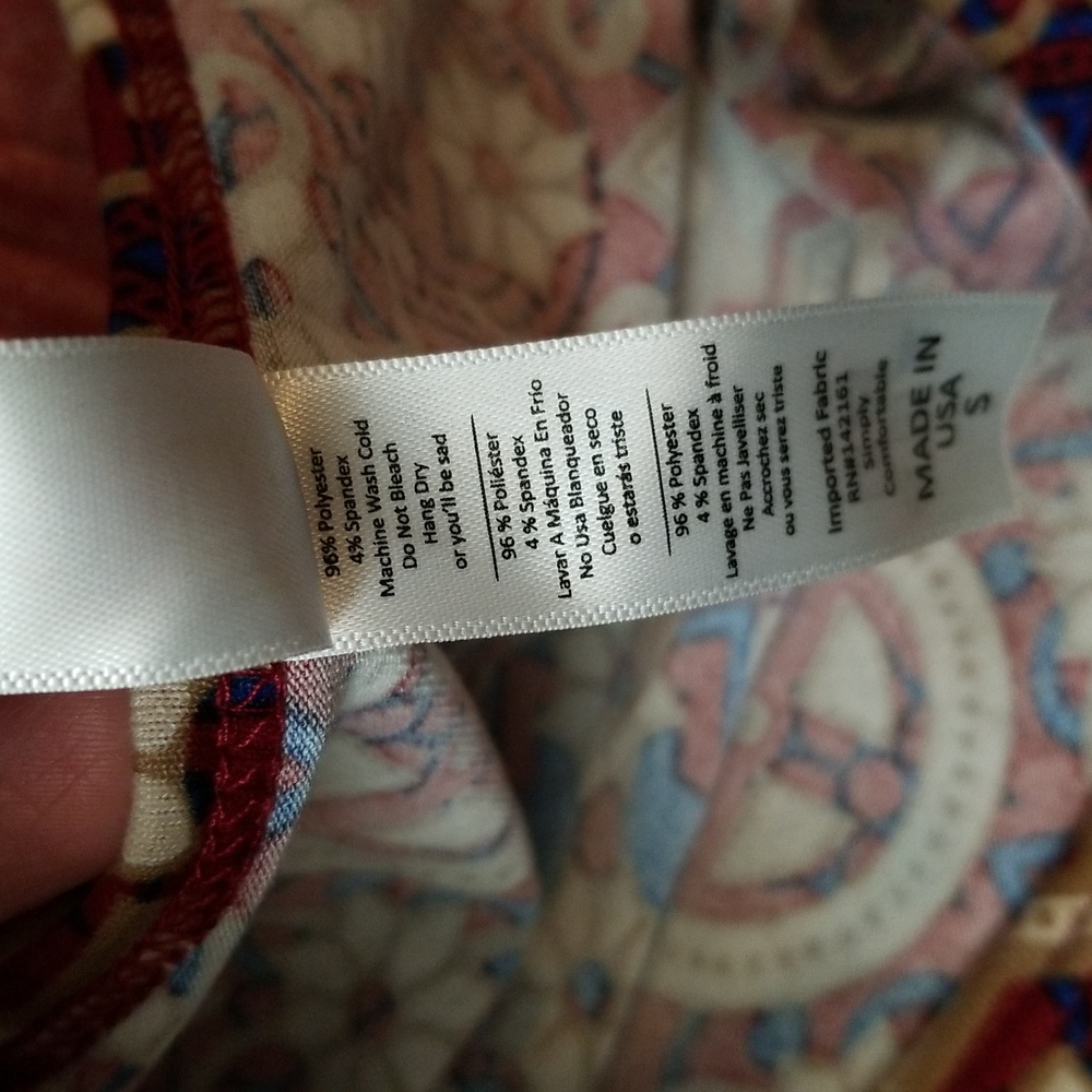 🤍 EUC LuLaRoe Red & Brown Shirt Size S - Picture 4 of 8